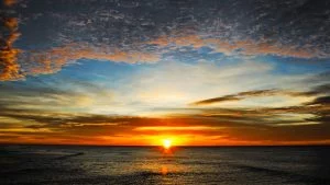 Dawn, contentement, rayonne